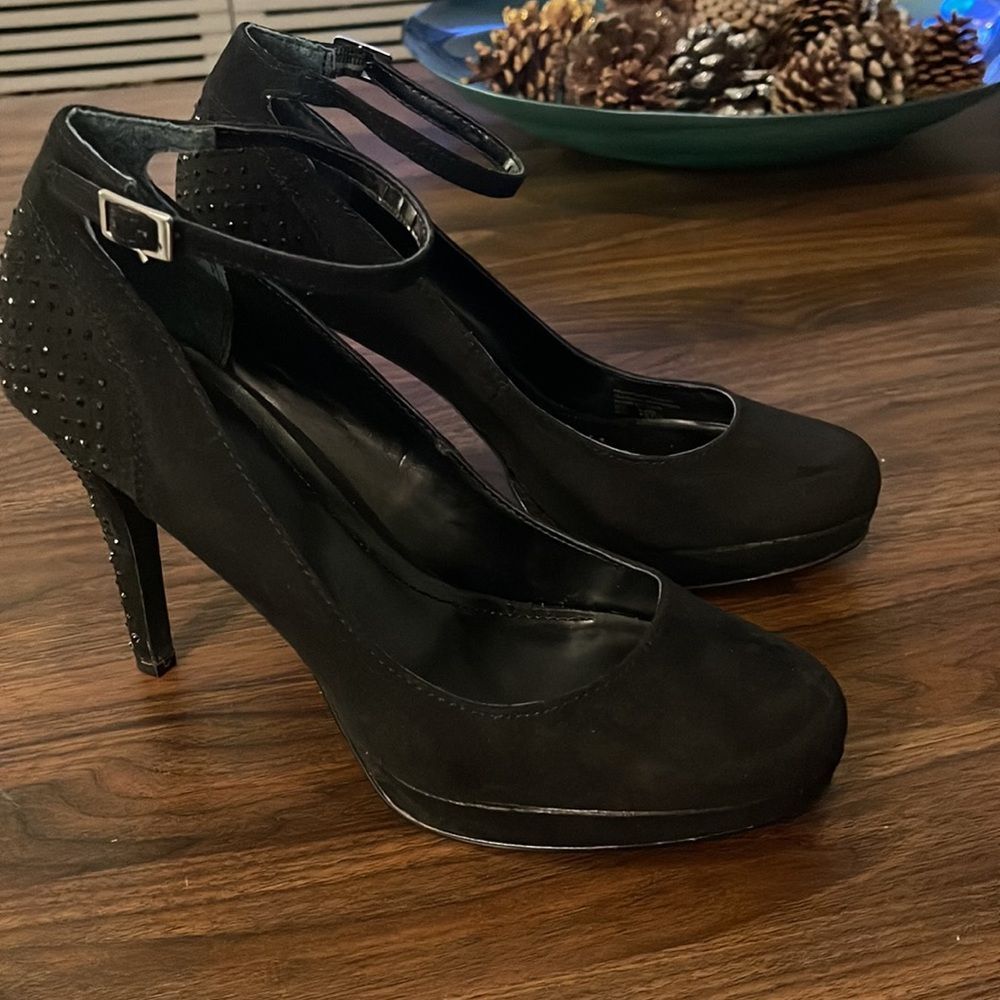 Style & Co black crystal stilettos